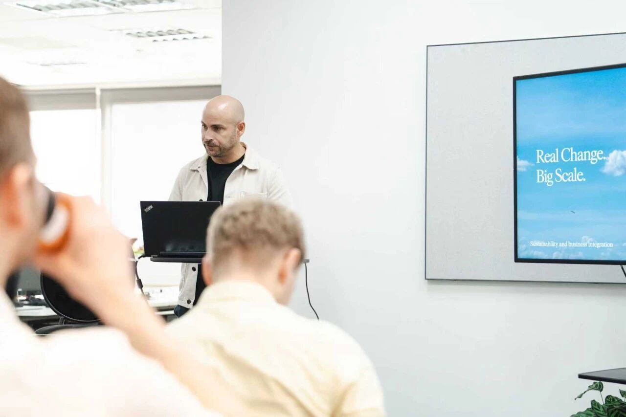 H&M集团制造可持续发展负责人Yosef El Natour