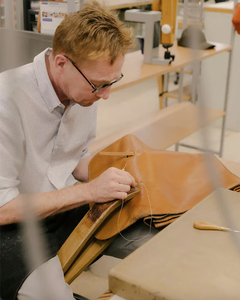 皮革制品仍然是该集团的旗舰业务,但爱马仕正在开发新的产品类别 皮革制品仍然是该集团的旗舰业务,但爱马仕正在开发新的产品类别