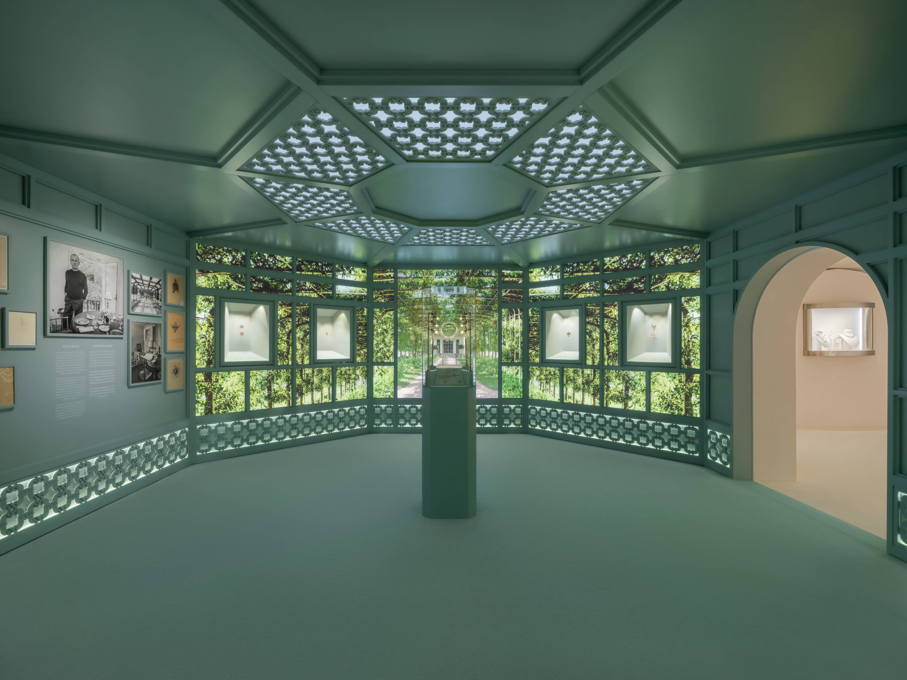 “鸟语花香：蒂芙尼古董珍藏”限时赏鉴