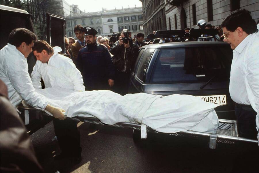 1995年,Gucci品牌创始人Maurizio Gucci被前妻雇凶杀害,多少年后这一出豪门恩怨被Netflix搬上银幕 1995年,Gucci品牌创始人Maurizio Gucci被前妻雇凶杀害,多少年后这一出豪门恩怨被Netflix搬上银幕