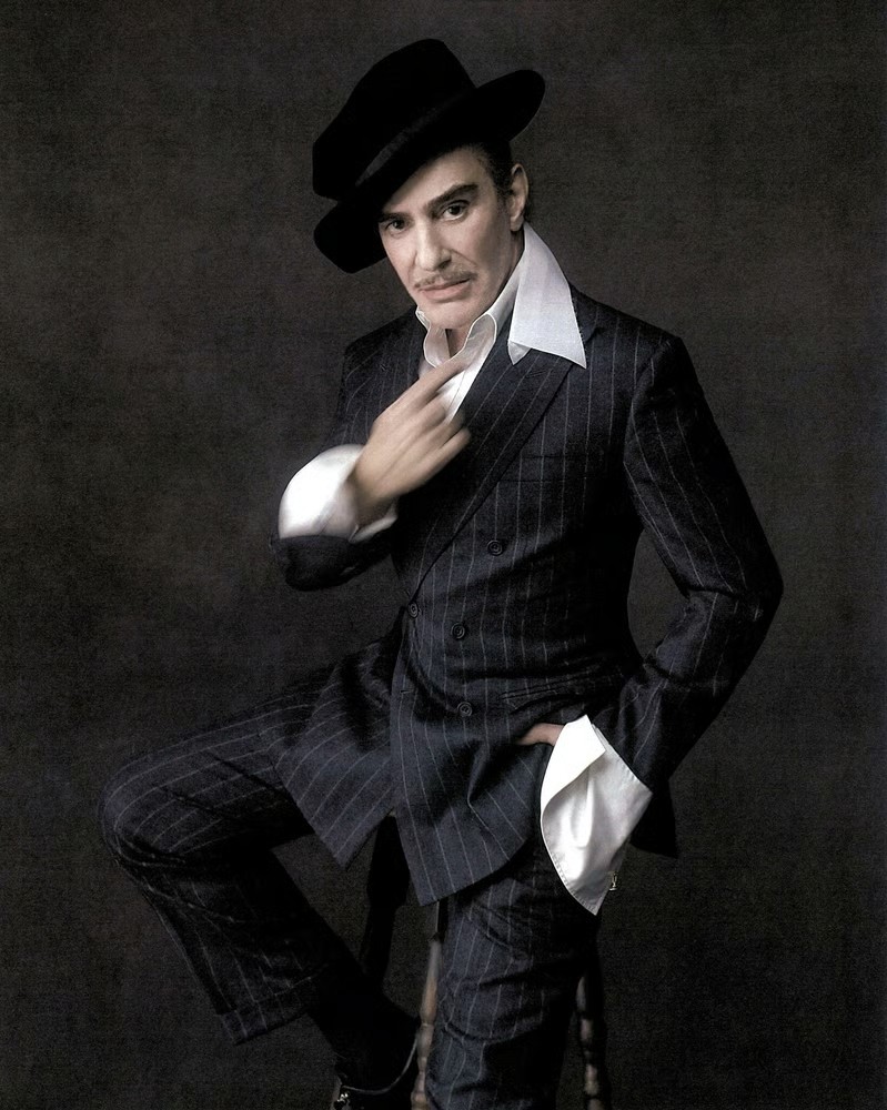 今年Zara接连宣布重磅联名系列，包括John Galliano与Bad Bunny、Willy Chavarria、林芳璐、Marisa Berenson等设计师及创意人士展开合作