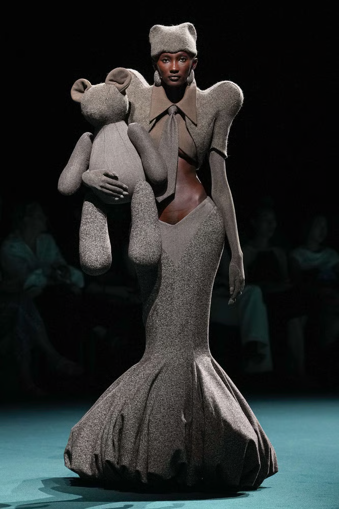 Robert Wun - Fall-Winter2026 - 2027 - Haute Couture Robert Wun - Fall-Winter2026 - 2027 - Haute Couture