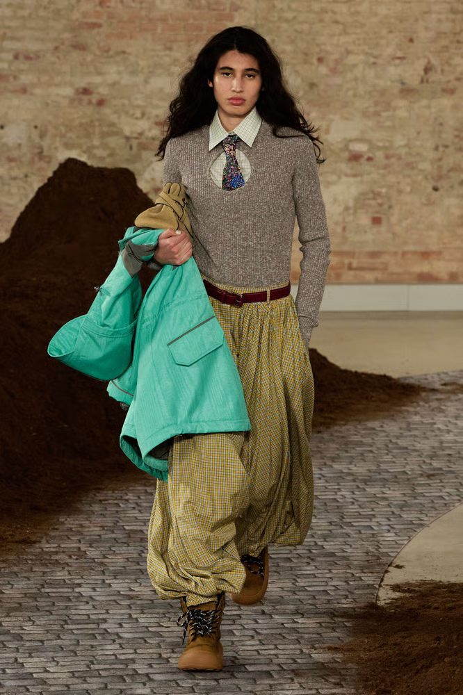 Moschino – Autumn–Winter 2026/27 – Womenswear Moschino – Autumn–Winter 2026/27 – Womenswear