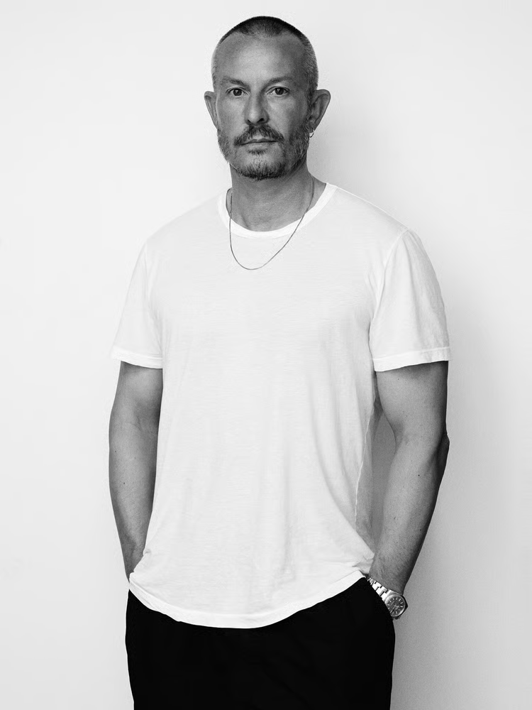 Jonathan Saunders