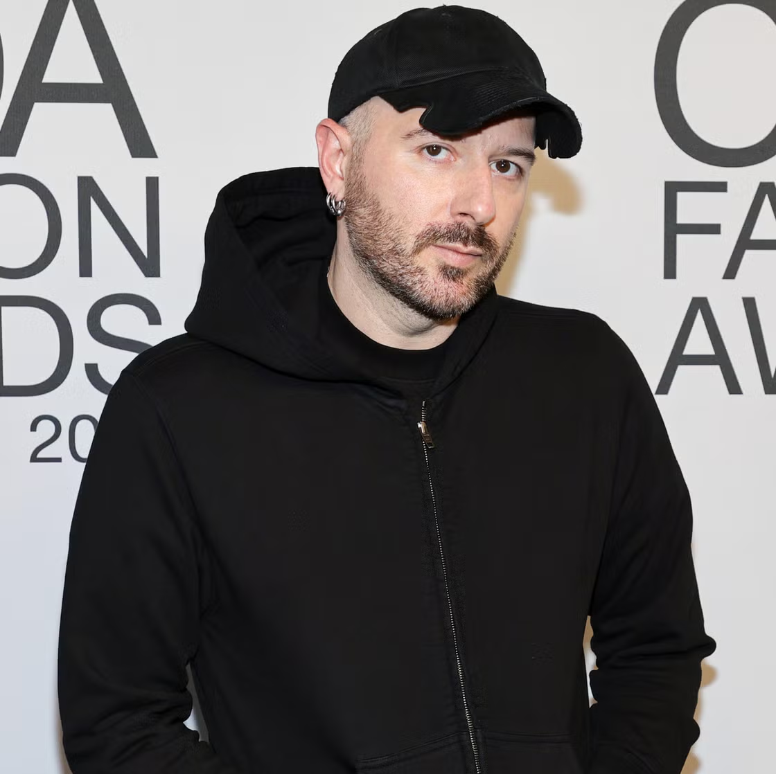 Gucci创意总监Demna Gvasalia Gucci创意总监Demna Gvasalia