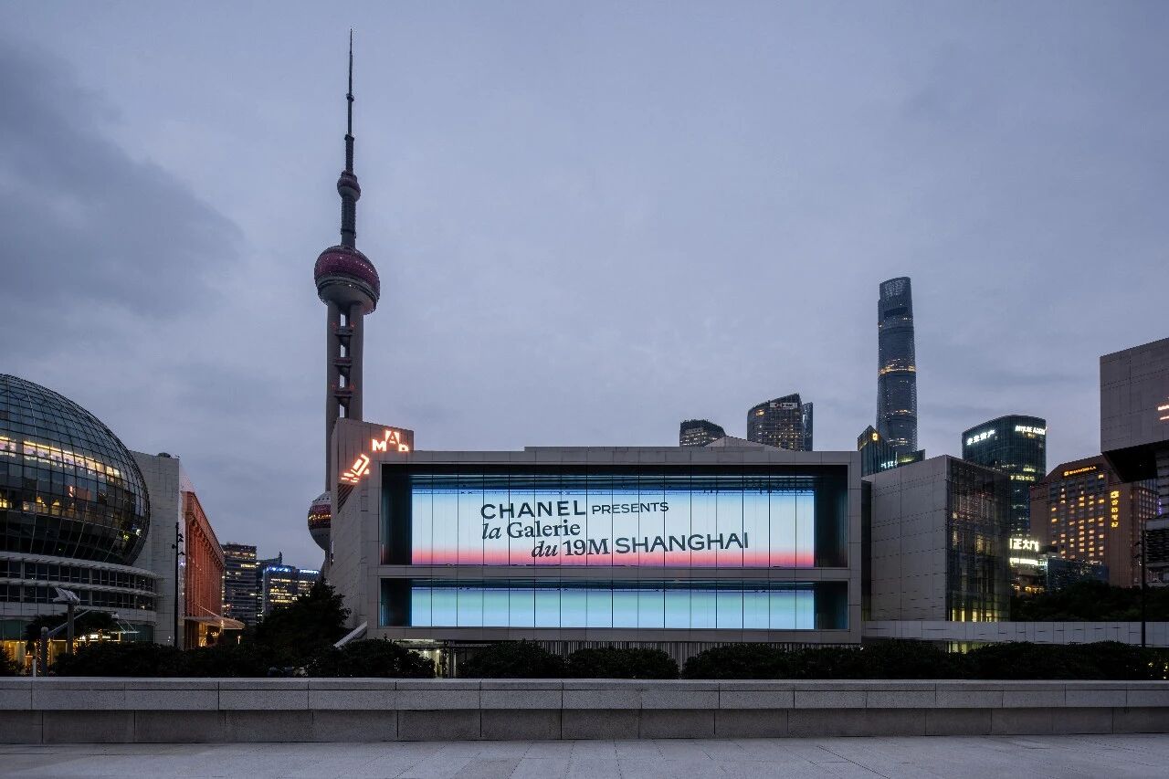 对CHANEL而言,上海并不是一个等待被开发的市场,而是品牌在中国建立长期关系的原点之一 对CHANEL而言,上海并不是一个等待被开发的市场,而是品牌在中国建立长期关系的原点之一