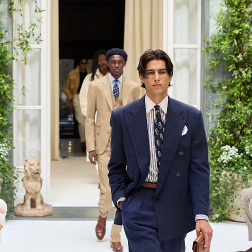 Ralph Lauren“慢哲学”赢了，不追潮流成为下行周期最贵的护城河