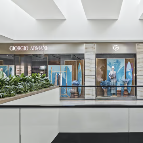 Giorgio Armani在加州开设新精品店和咖啡馆