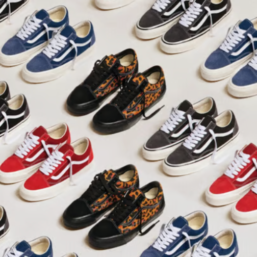 VF Corp在26财年第二季度收入总额为28亿美元,净债务下降了21%