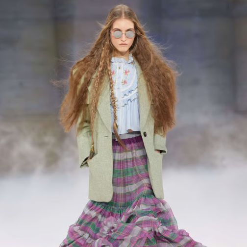 巴黎时装周周四：Chloé、Carven与Schiaparelli