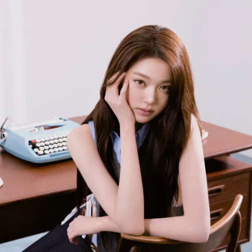 Miu Miu官宣张元英为韩国及日本美妆大使