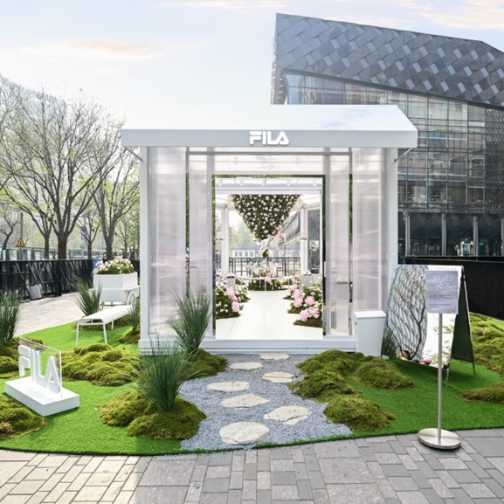 从米兰到北京，FILA「春日跳房子」主题快闪续写薄底鞋轻盈美学