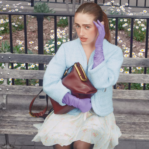 Marc Jacobs携手Rachel Sennott推出全新The Scene手袋