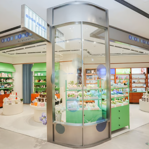 蓝钟集团首家Bluespace门店落地深圳