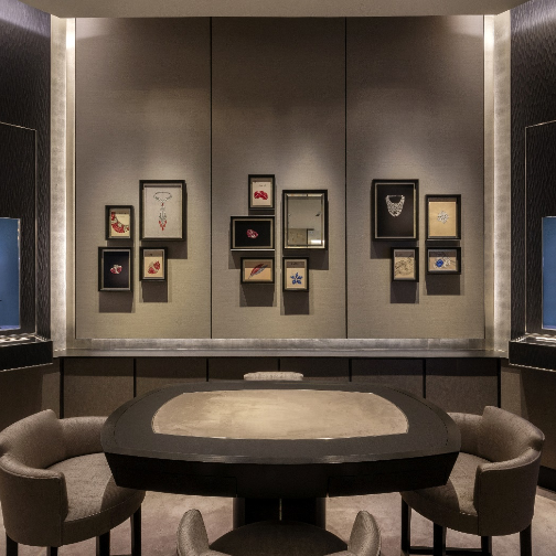 Van Cleef & Arpels梵克雅宝于上海IFC旗舰店1906沙龙雅呈“珍贵配饰”主题典藏臻品