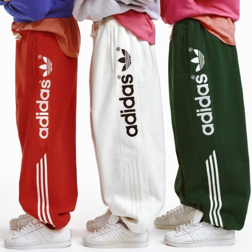 Adidas第三季度营收创历史新高，上调2026年利润预期