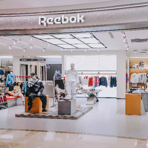 Reebok中国首家品牌体验店于上海港汇恒隆广场正式启幕